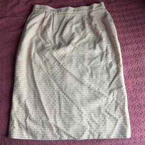 Pink and white houndstooth midi skirt